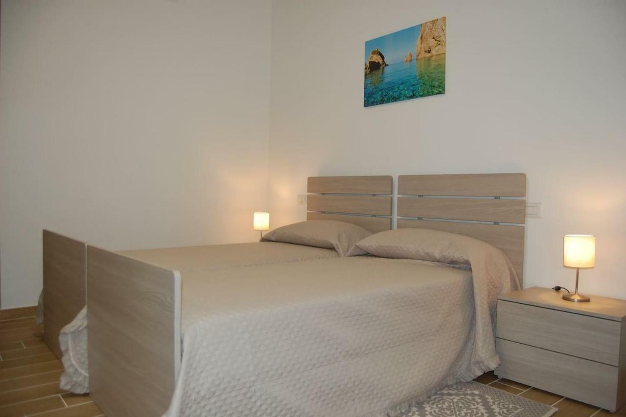 La Casa Di Nina Apartment มินตูร์โน ภายนอก รูปภาพ
